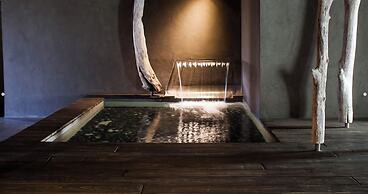 Altamarea Residence & Hotel