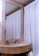 Provincial Plaza Hotel