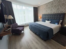 Torres de Suites by InAmazonas