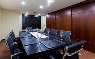 Torres de Suites by InAmazonas