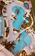 Torres de Suites by InAmazonas