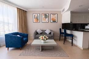 Torres de Suites by InAmazonas