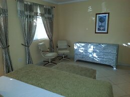 Le Chateau Ocean Villas