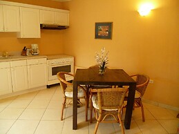 Le Chateau Ocean Villas