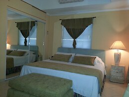 Le Chateau Ocean Villas