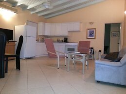 Le Chateau Ocean Villas