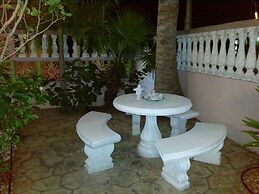 Le Chateau Ocean Villas