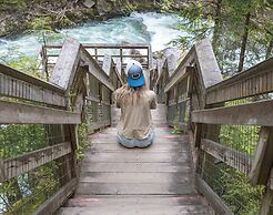 Crazy Creek Resort & Hot Pools