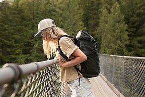 Crazy Creek Resort & Hot Pools