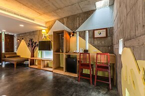 Yu Peng Villa
