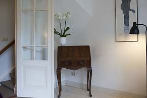 Herengracht Canal Apartment