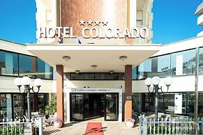 COLORADO Hotel snc by Prandolini Floria & C