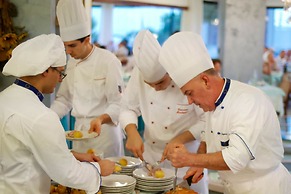 COLORADO Hotel snc by Prandolini Floria & C