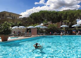 COLORADO Hotel snc by Prandolini Floria & C