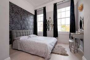 Queens Circus Serviced Apartment