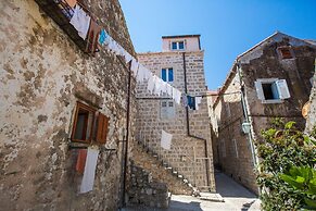 Villa Mirabilis, stunning superior villa, Dubrovnik Old Town