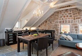 Villa Mirabilis, stunning superior villa, Dubrovnik Old Town