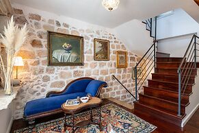 Villa Mirabilis, stunning superior villa, Dubrovnik Old Town