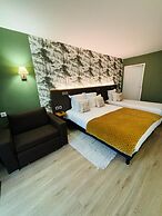 Hotel Le Castel Fleuri