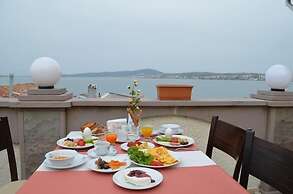 Ayvalik Palas Hotel