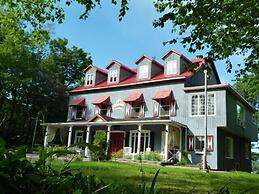 Manoir du Lac Sept-Îles