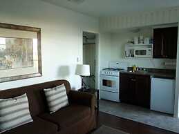 Driftwood by the Sea Inn and RV Resort