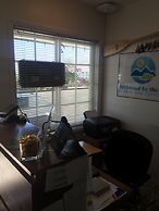 Driftwood by the Sea Inn and RV Resort