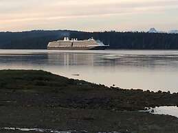 Driftwood by the Sea Inn and RV Resort