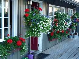 Driftwood by the Sea Inn and RV Resort