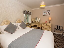 OYO Vale Lodge
