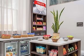 Hampton Inn & Suites New Orleans Canal St. French Quarter