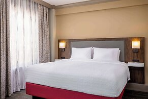 Hampton Inn & Suites New Orleans Canal St. French Quarter