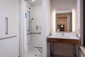 Hampton Inn & Suites New Orleans Canal St. French Quarter