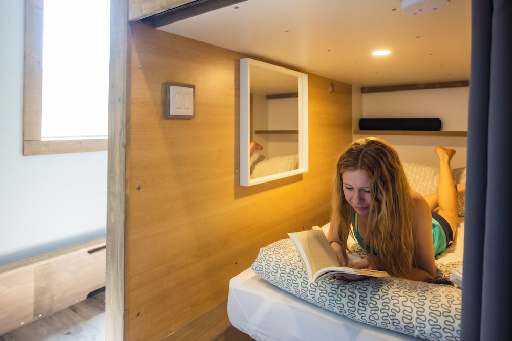 Raging Elk Adventure Lodging
