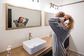 Raging Elk Adventure Lodging