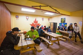 Raging Elk Adventure Lodging