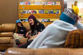 Raging Elk Adventure Lodging