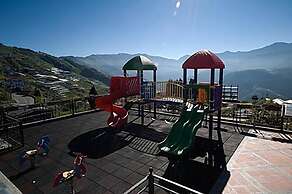 Chun Jing Hillview Villa