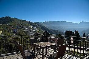 Chun Jing Hillview Villa