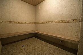 Chun Jing Hillview Villa