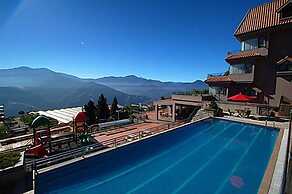 Chun Jing Hillview Villa