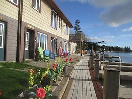 Sauble River Marina & Lodge Resort