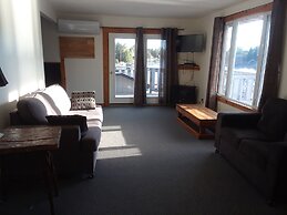 Sauble River Marina & Lodge Resort