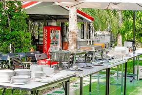 Royal Lee Resort & Spa