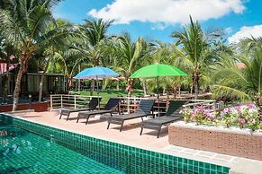 Royal Lee Resort & Spa