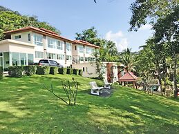 Royal Lee Resort & Spa