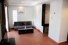 Royal Lee Resort & Spa