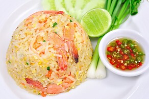 Royal Lee Resort & Spa