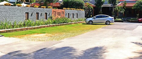 Royal Lee Resort & Spa