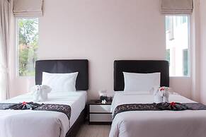 Royal Lee Resort & Spa